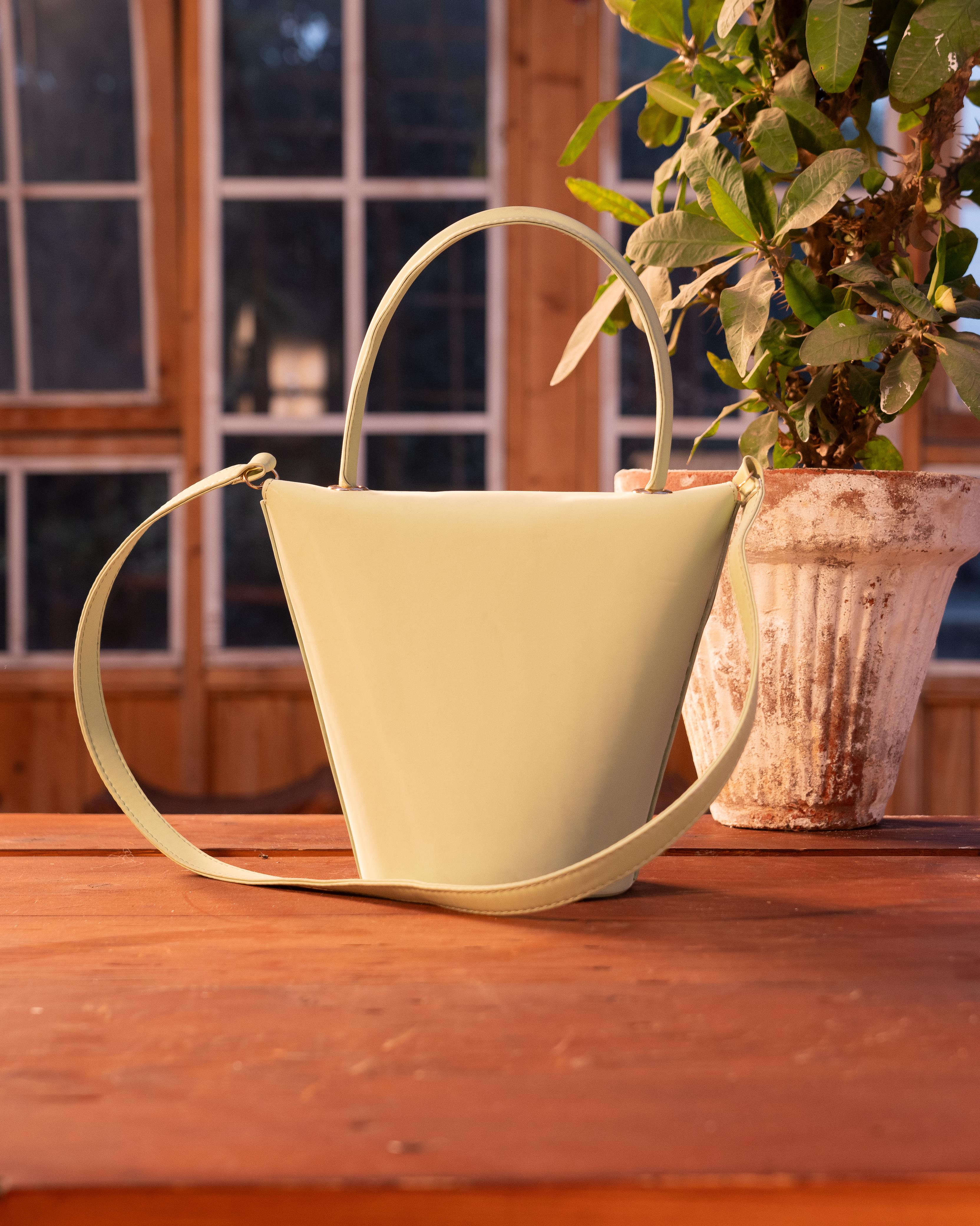 Lumin Bucket
